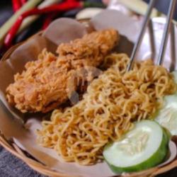 Indomie Ayam Crispy