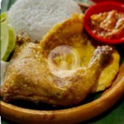 Nasi Paket Ayam Nyinyir