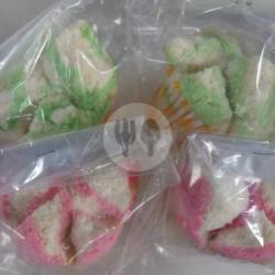 Bolu Kukus