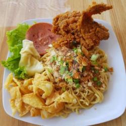 Mie Asin   Ayam Crispy