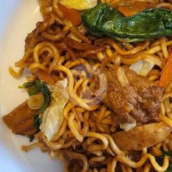 Mie Goreng Sapi