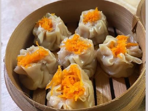 Dimsum Ebood, Mangkurakyat