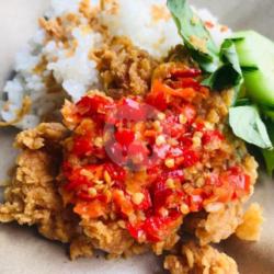 Nasi Ayam Geprek Sambal Merah