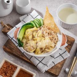 Chicken Dumpling Wantan Noodle / Mie Wonton