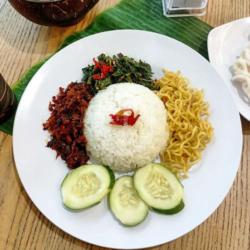 Nasi Ikan Cakalang Asap