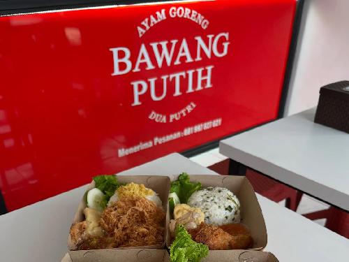 Ayam Goreng Bawang Putih Dua Putri, TLNGGNG
