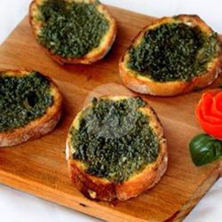 Bruschetta Al Pesto