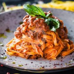 Tagliatelle La Regina Al Ragu