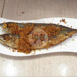 Ikan Kembung Goreng Serundeng