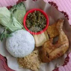 Paket Angel (ayam Goreng Sayur Pecel)