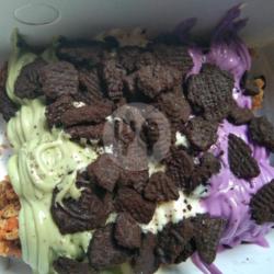 Pisang Stick Rasa Avocado, Tiramisu, Taro Topping Oreo Isi 5pcs