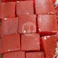 Terangbulan Redvelvet Kacang   Keju Susu