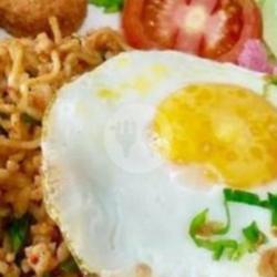 Mienas Indomie Naget