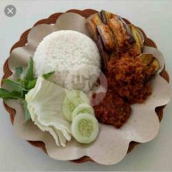 Paket Nasi Terong Kremes