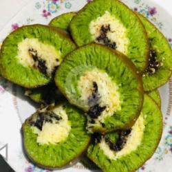 Martabak Gulung Pandan Keju Susu