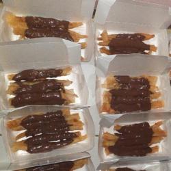 Banana Roll Toping Coklat Lumer