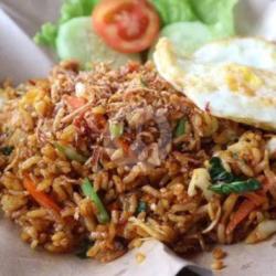 Nasi Goreng Sosis   Telor