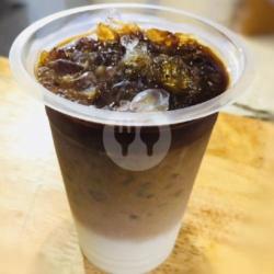 Kopi Susu Es / Kopi Peng Spesial