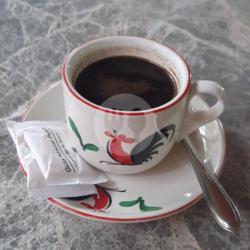 Kopi Panas Hitam