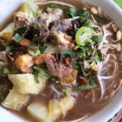 Sop Ubi Daging Kuah Coto