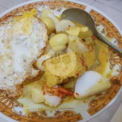 Lontong Sayur Telur Ceplok