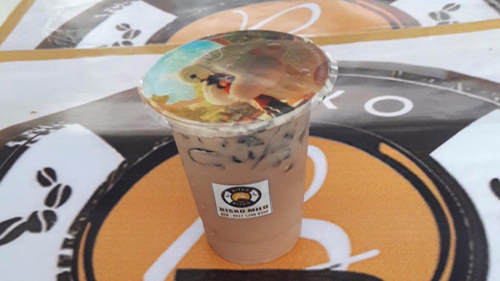 Bisko Milo, Bung Tomo