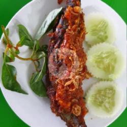 Tongkol Bumbu Merah Pedas