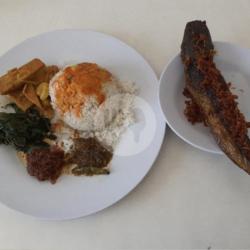 Nasi Rames Lele Goreng