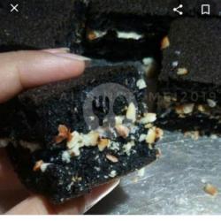 Martabak Bangka Kacang Coklat Black Forest