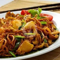 Mie Goreng Ikan Teri