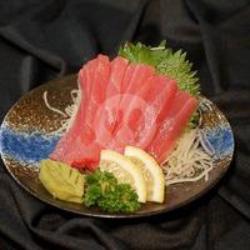 Maguro Sashimi