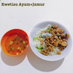 Kwetiau Ayam Jamur