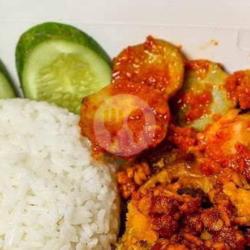 Ayam Geprek Jengkol   Nasi   Sayur Tumis