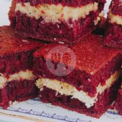 Red Velvet Keju