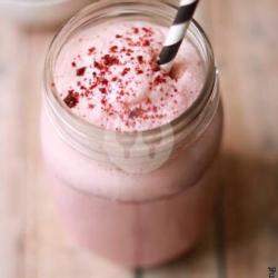 Oreo Red Velvet Milkshake