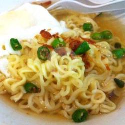 Indomie Rebus Kari Ayam Telor Sosis