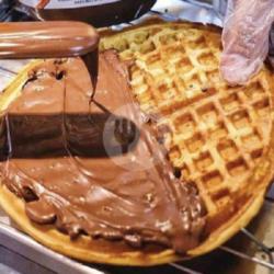 Waffle Coklat Selai Kacang Keju