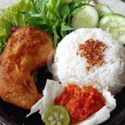 Pecel Ayam Plus Nasi