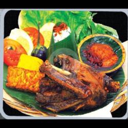 Nasi Timbel Bebek Goreng / Bakar