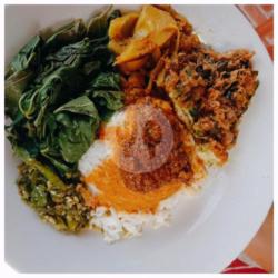 Nasi Telor Dadar Lamak