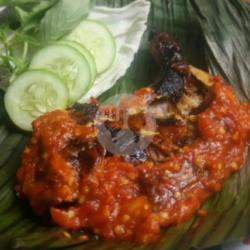 Ayam Bakar Penyet