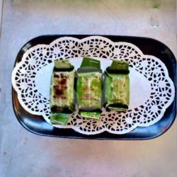 Lemper Bakar