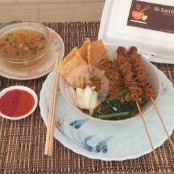 Pangsit Mie Sate Usus