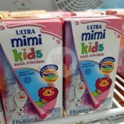 Susu Ultra Mimi Strawberry 125ml