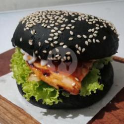 Chicken Black Burger