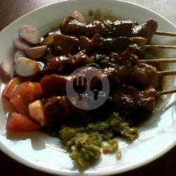 10 Tusuk Sate Kambing Muda