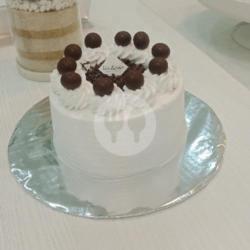 Vanilla Choco Ball 15 Cm