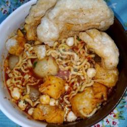 Baso Aci Topping Mie Telur Kuah Pedas