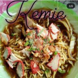 Mie Gede / Kemie