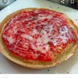 Martabak Selai Strawberi Susu